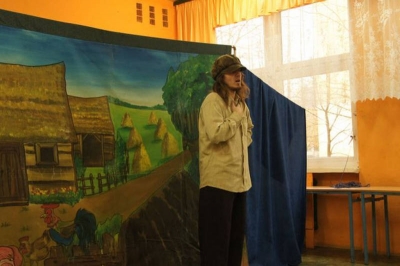Przedstawienie teatralne w szkole