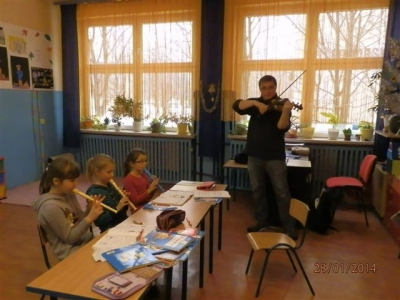 lekcja muzyki w klasie III